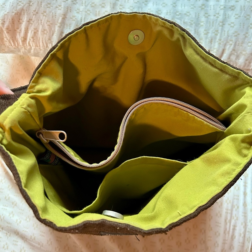 Madison Handbag - Picture 4 of 4